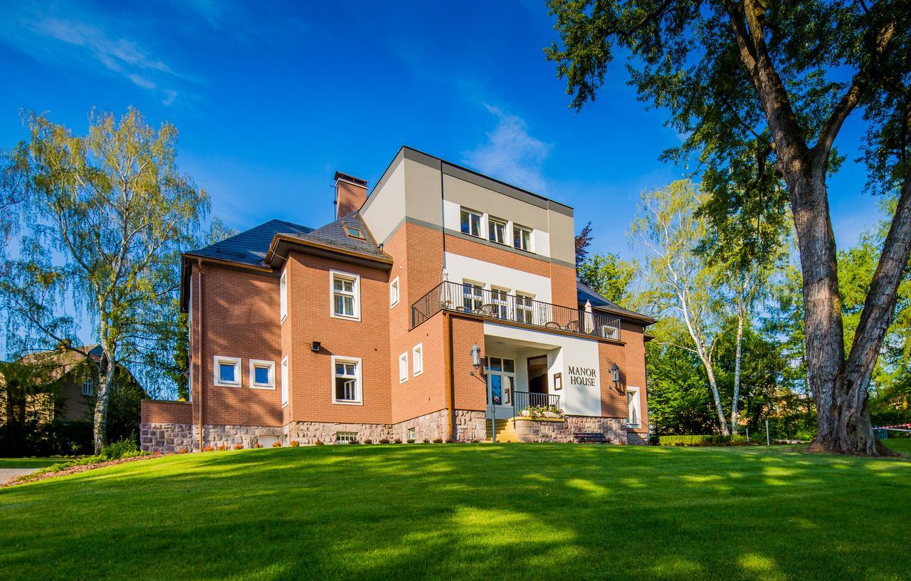 Manor House Hotel Broumov Exterior photo